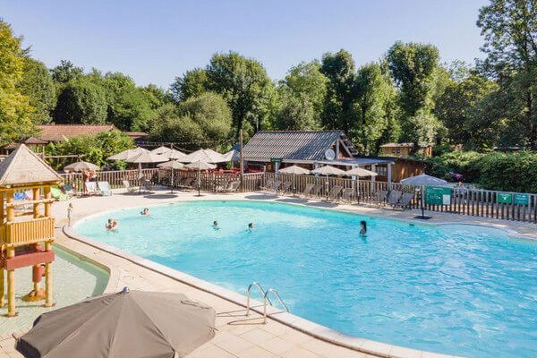 Piscine Gîtes Riviera Limousine Huttopia